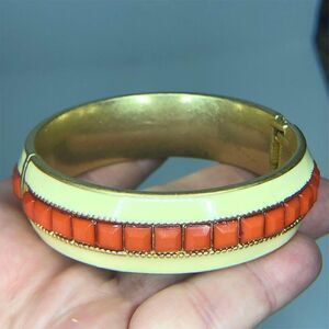 1089 Vintage gold tone hinged enamel Orange Mod minimalist bangle bracelet rare